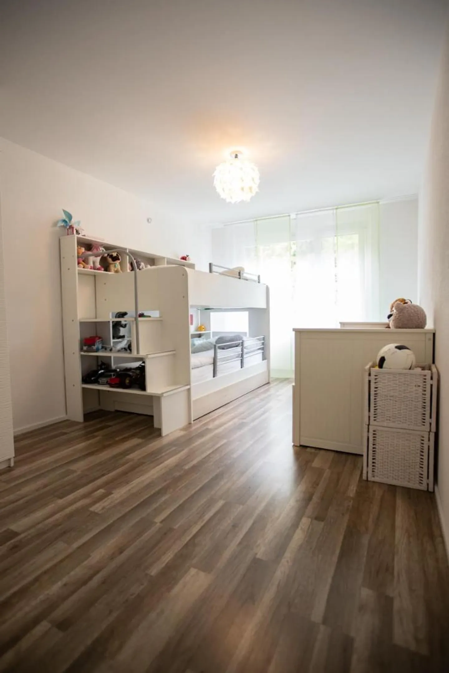 3.5 Room Apartment - Photo 4 of 9