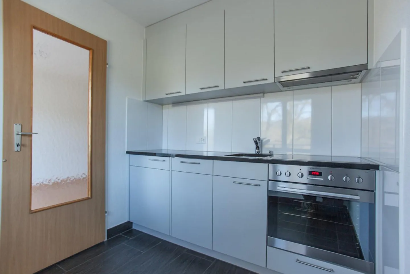 Sonnige 2-Zimmer-Wohnung mit Balkon in Ulisbach - Foto 5 von 10