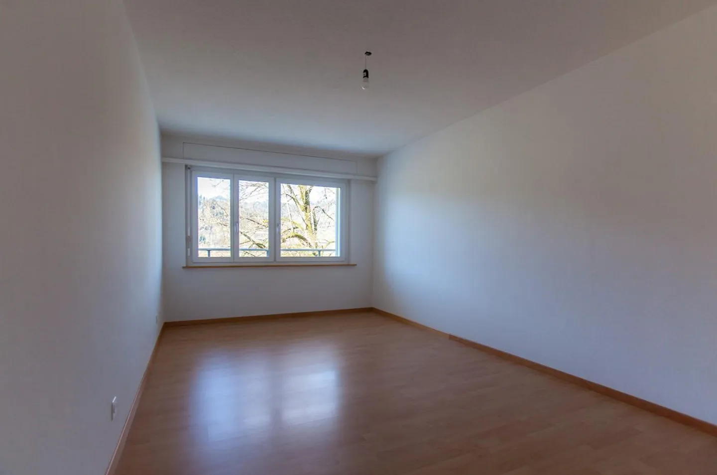 Sonnige 2-Zimmer-Wohnung mit Balkon in Ulisbach - Foto 6 von 10