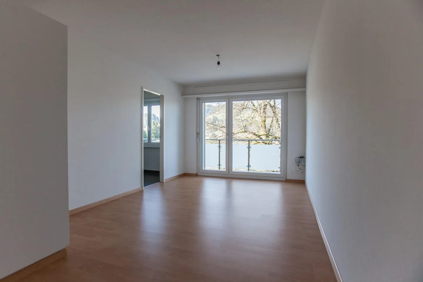 Sonnige 2-Zimmer-Wohnung mit Balkon in Ulisbach - Foto 8 von 10