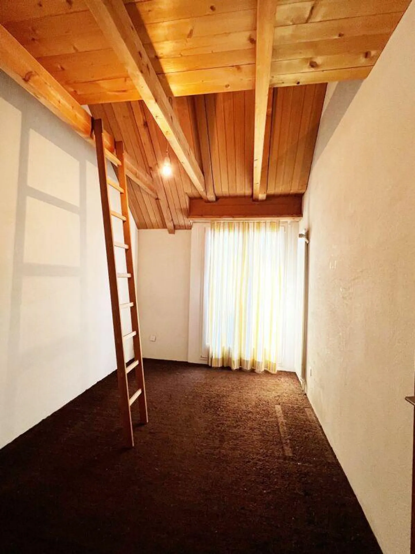 Casa unifamiliare con preziosa riserva di terreno - Foto 24 di 30