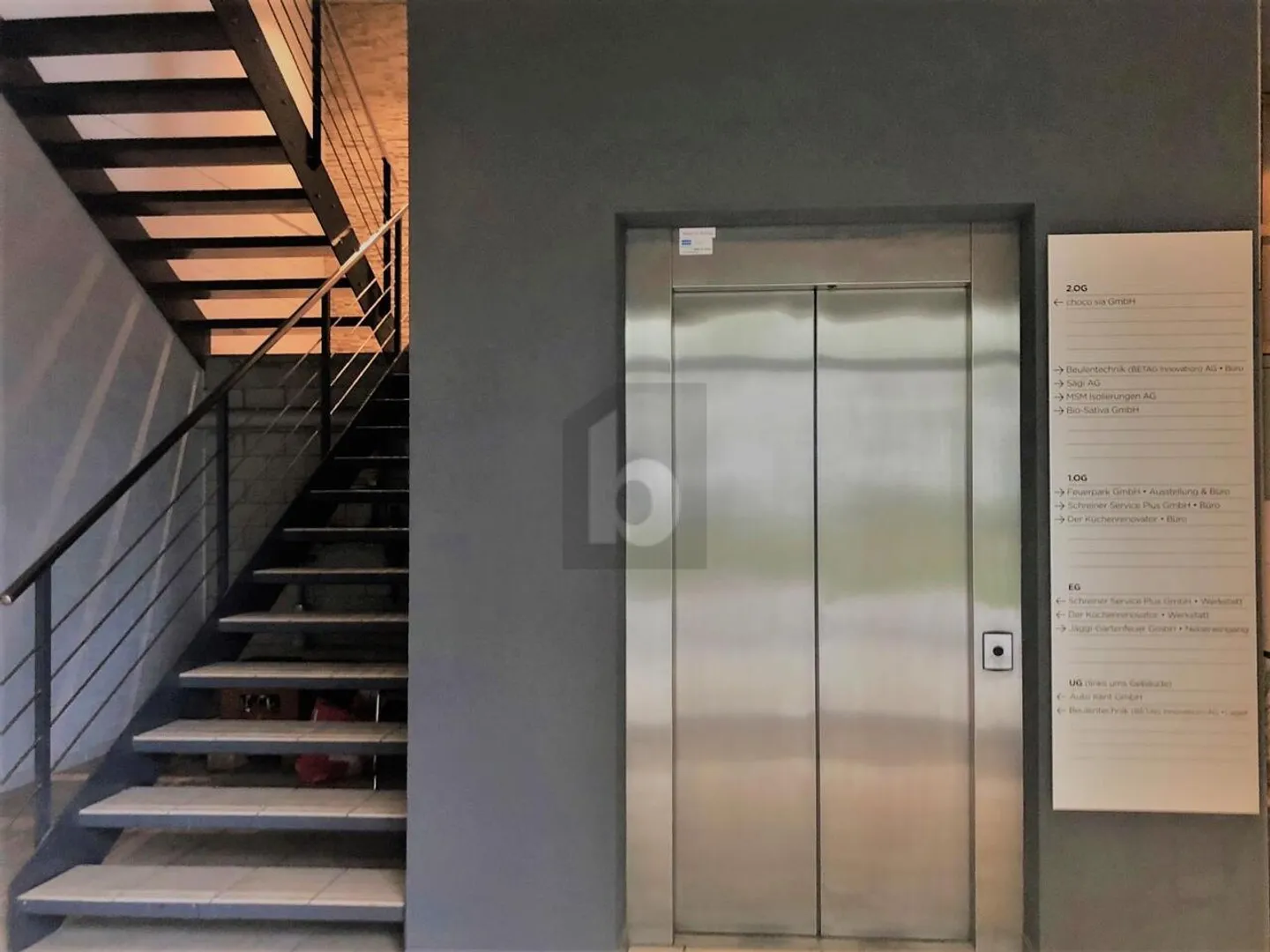 Espace de bureau lumineux à Schindellegi - Photo 4 sur 5