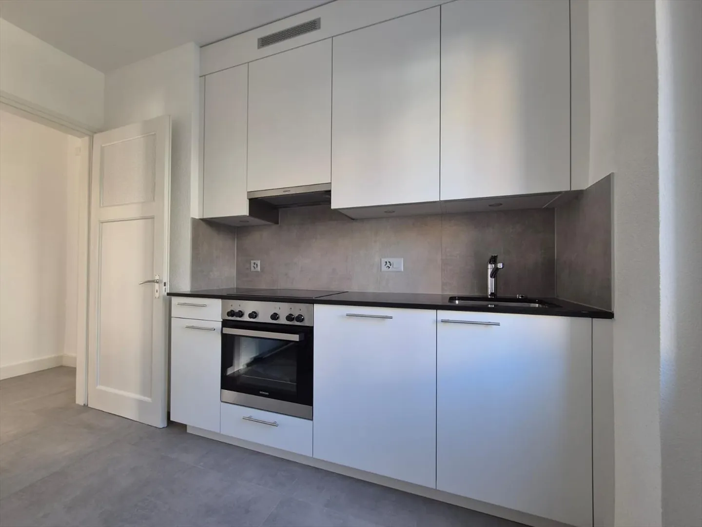 Appartamento completamente ristrutturato di 3 locali al 1° piano - Foto 1 di 6