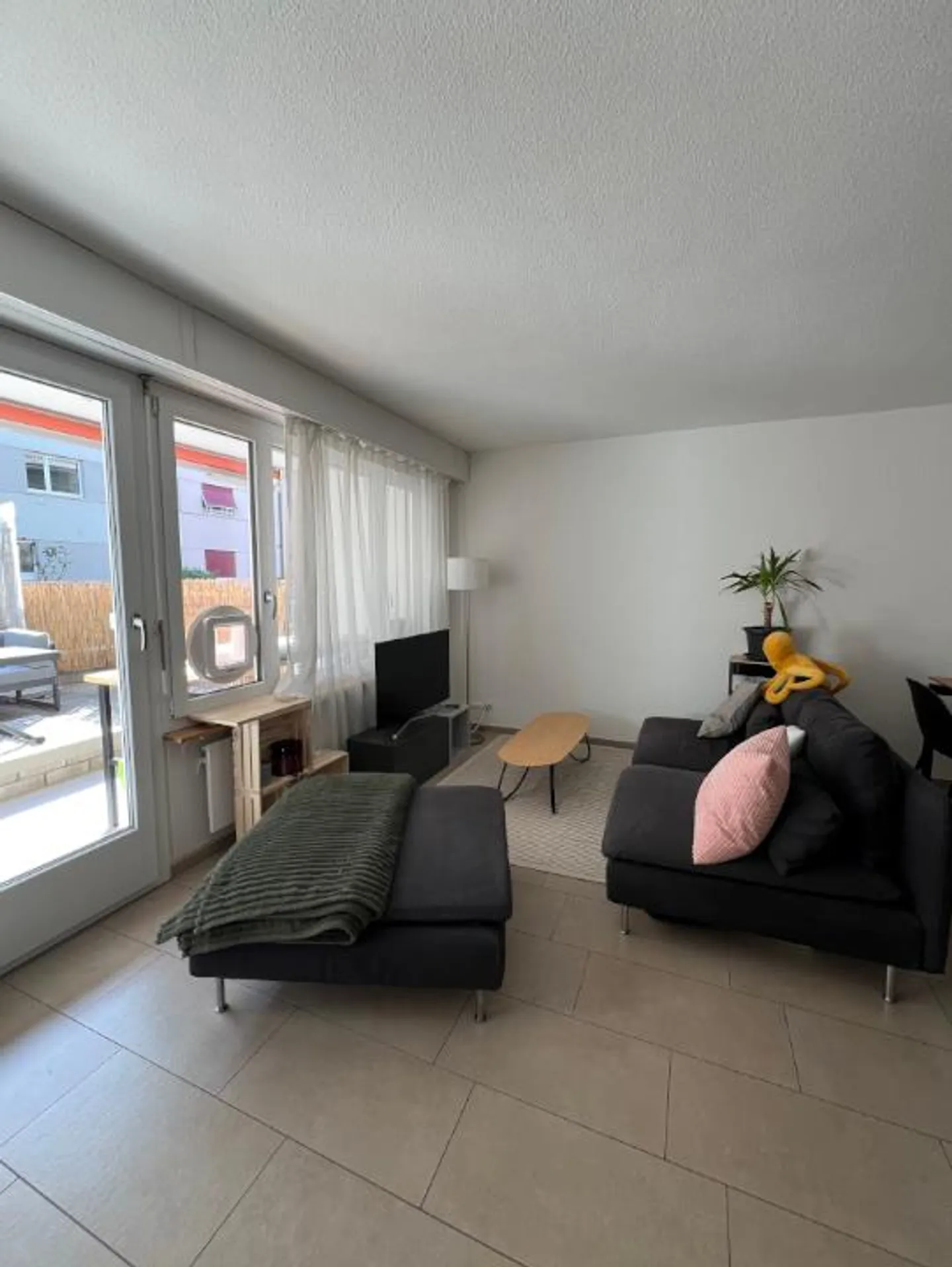 Geräumige Wohnung mit Terrasse - Foto 9 von 11
