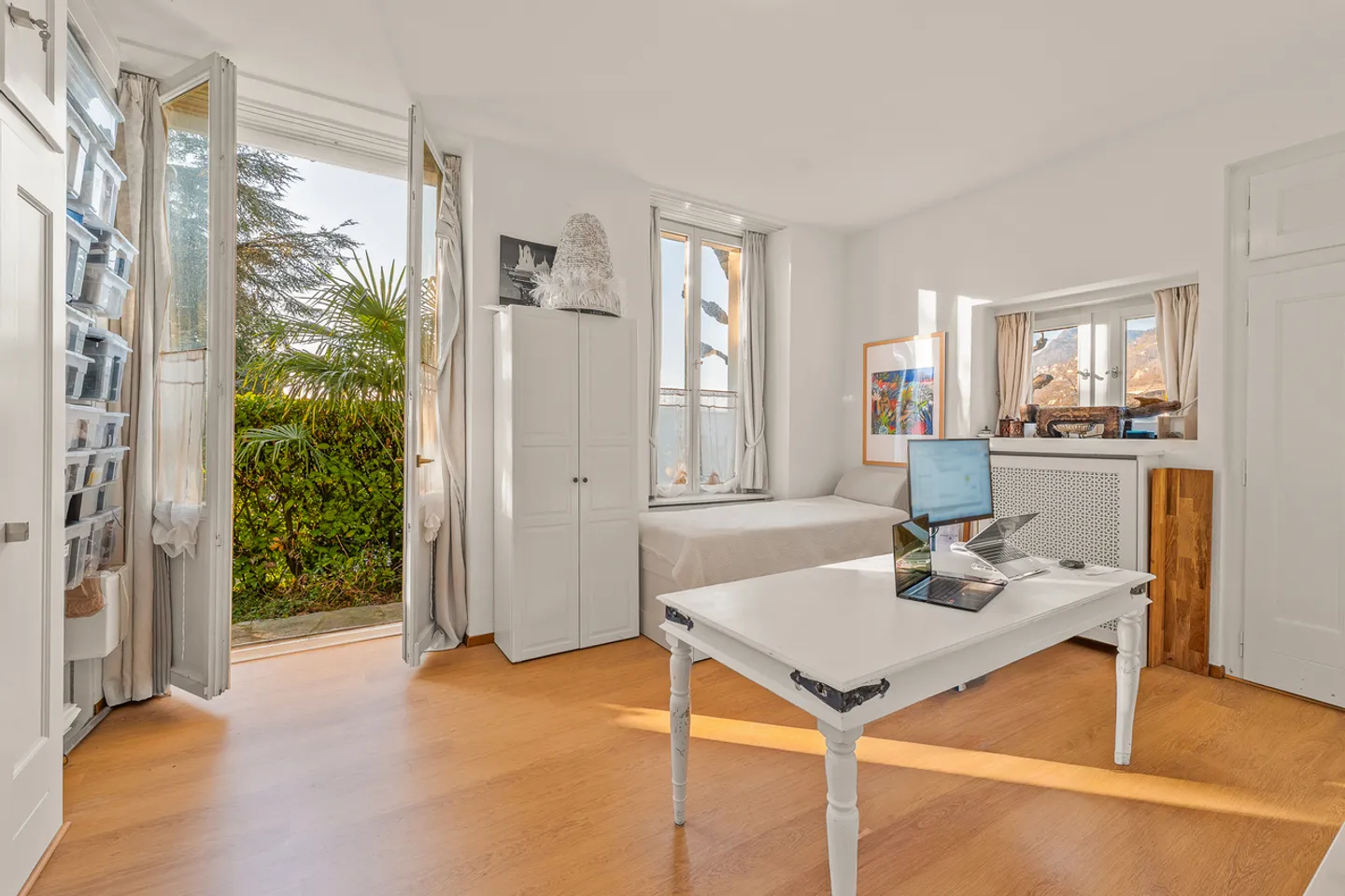 Superb property located in a quiet residential area - Photo 4 of 25