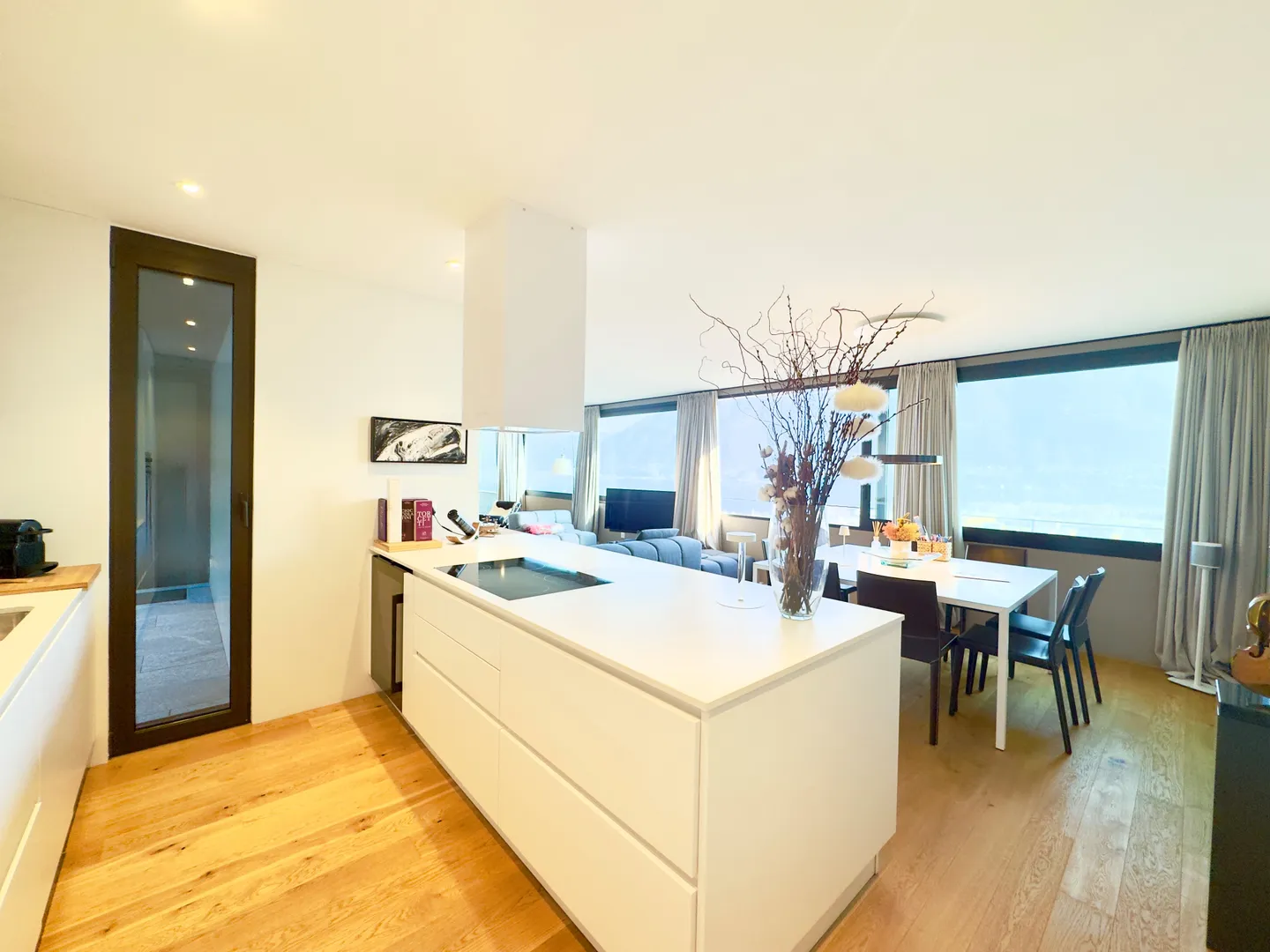 Superbe Duplex avec Vue sur le Lac - Photo 6 sur 15