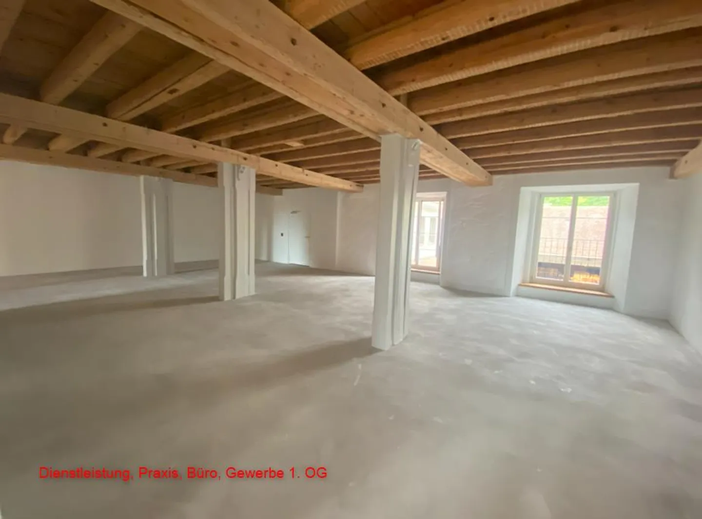 Espaces commerciaux, de bureau et d'atelier représentatifs - Photo 2 sur 8