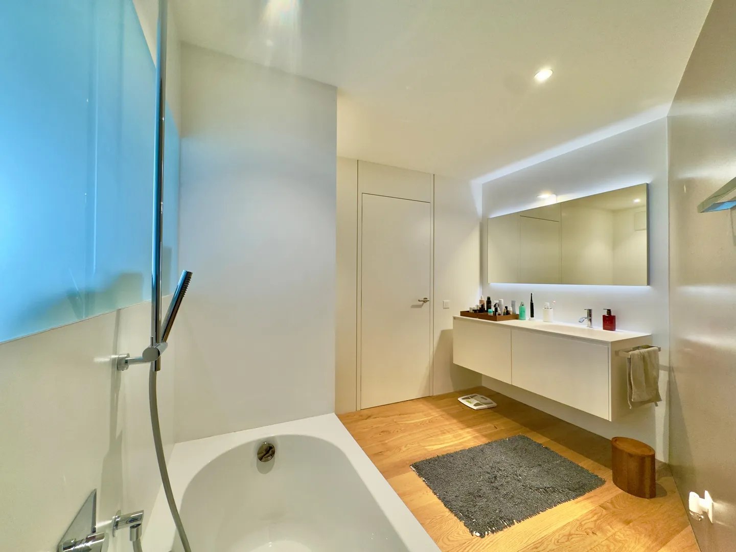 Superbe Duplex avec Vue sur le Lac - Photo 12 sur 15