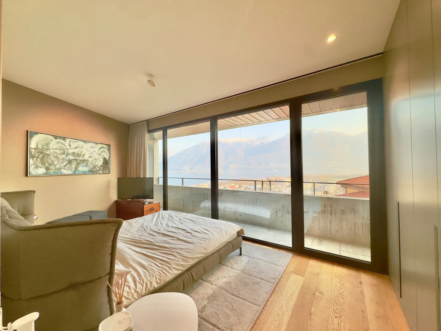 Superbe Duplex avec Vue sur le Lac - Photo 13 sur 15