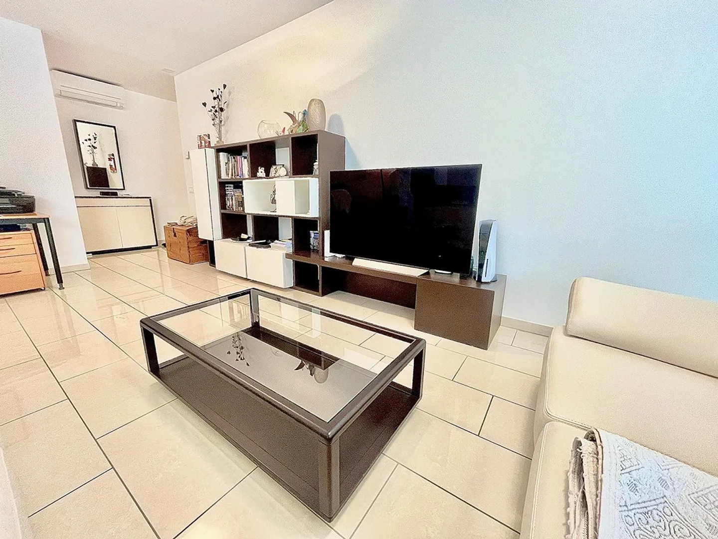 APPARTEMENT LUMINEUX AVEC GRANDE TERRASSE - Photo 2 sur 10