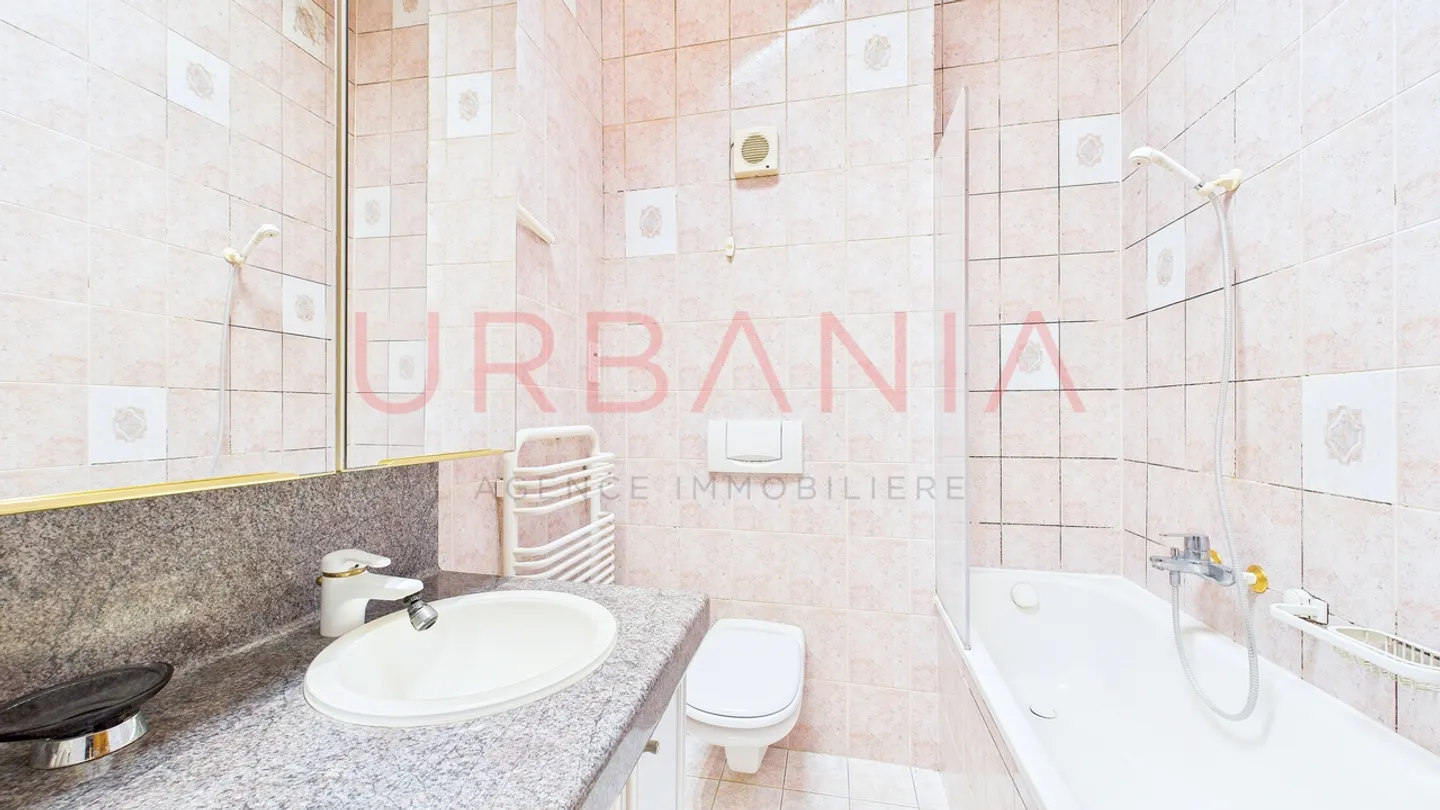 Casa a schiera da ristrutturare in una zona ricercata di Vessy - Foto 11 di 13