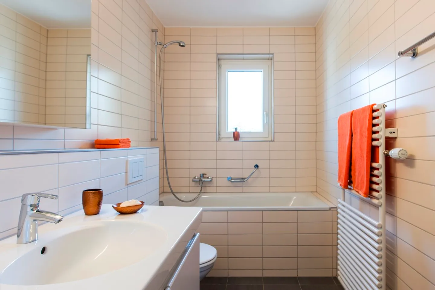 Helle Wohnperle mitten im Zentrum - Ihr neues Zuhause wartet! - Foto 6 von 6