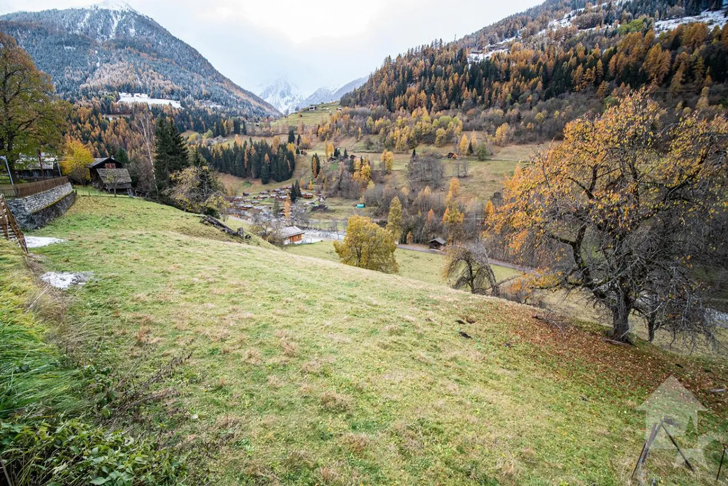 Stunning building plot with mountain views - Photo 2 of 9