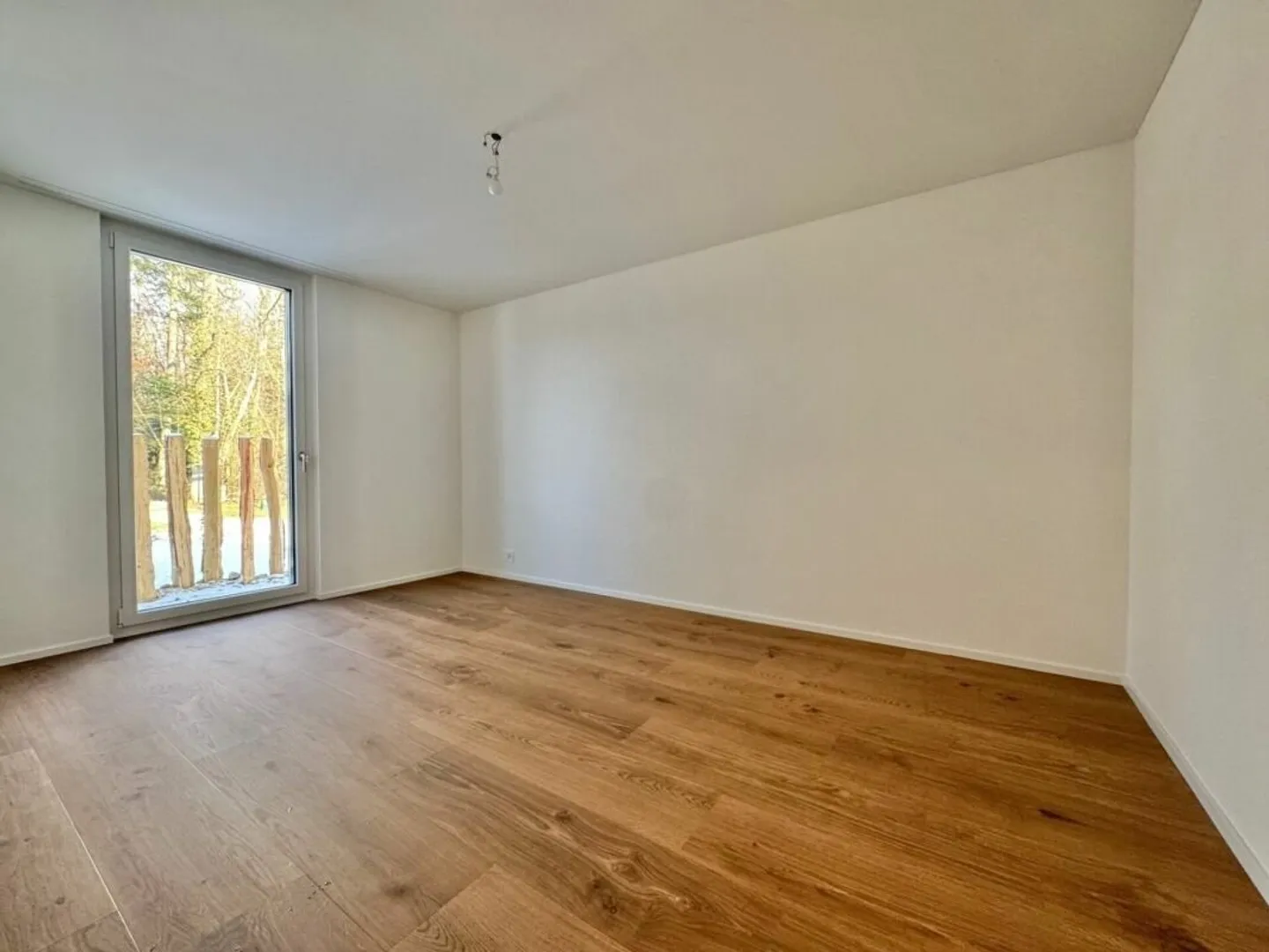 Sisseln / Appartement au rez-de-chaussée de 4,5 pièces n° 1.1 - Photo 3 sur 10