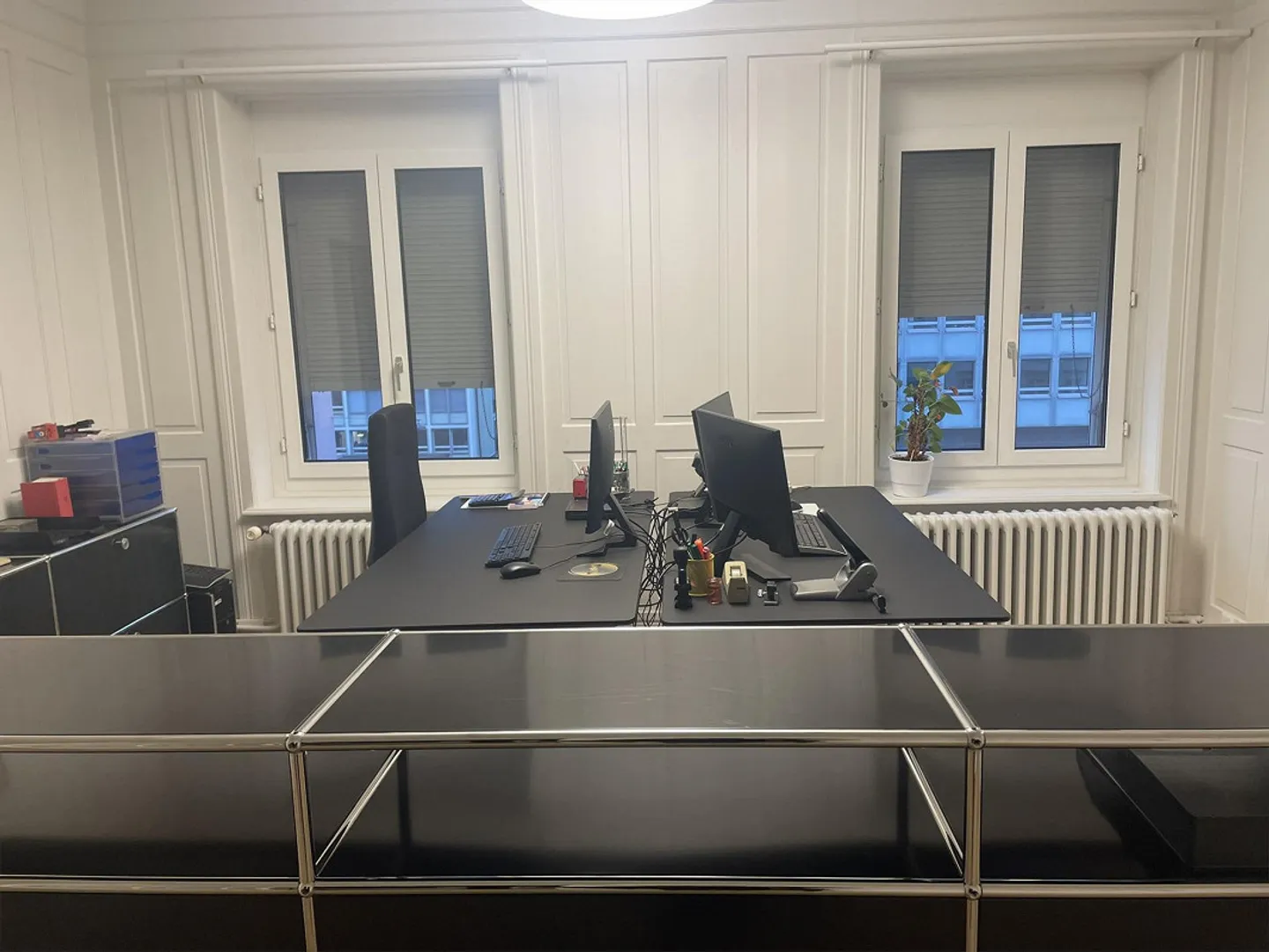 Espace de bureau dans un emplacement privilégié à sous-louer - Photo 2 sur 6