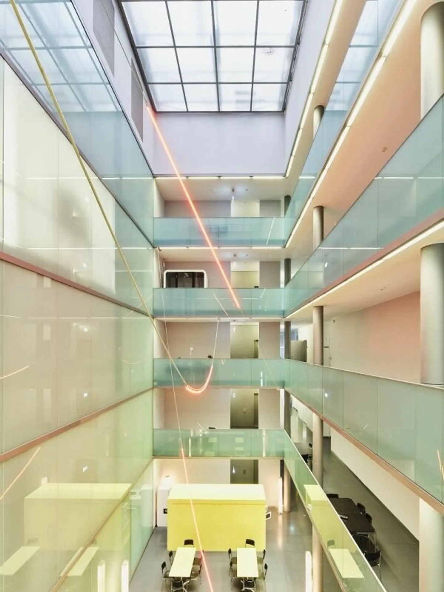 Vollausgebauter Bildungsstandort am Bahnhof Basel - Foto 3 von 10