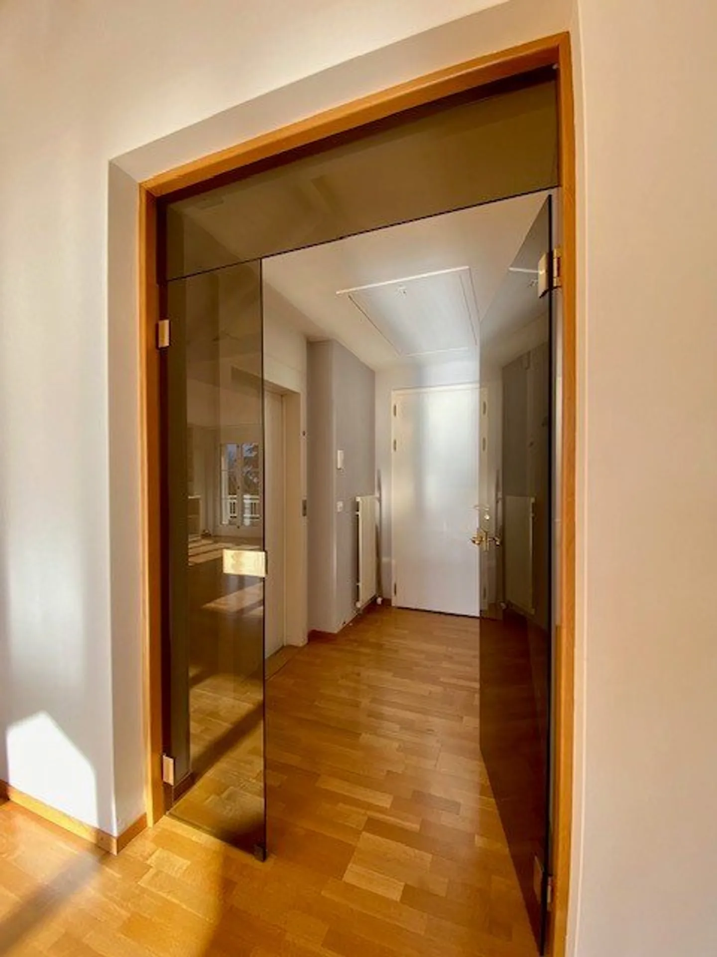 Apartment with 5.5 rooms on the 2nd floor - Photo 12 of 13