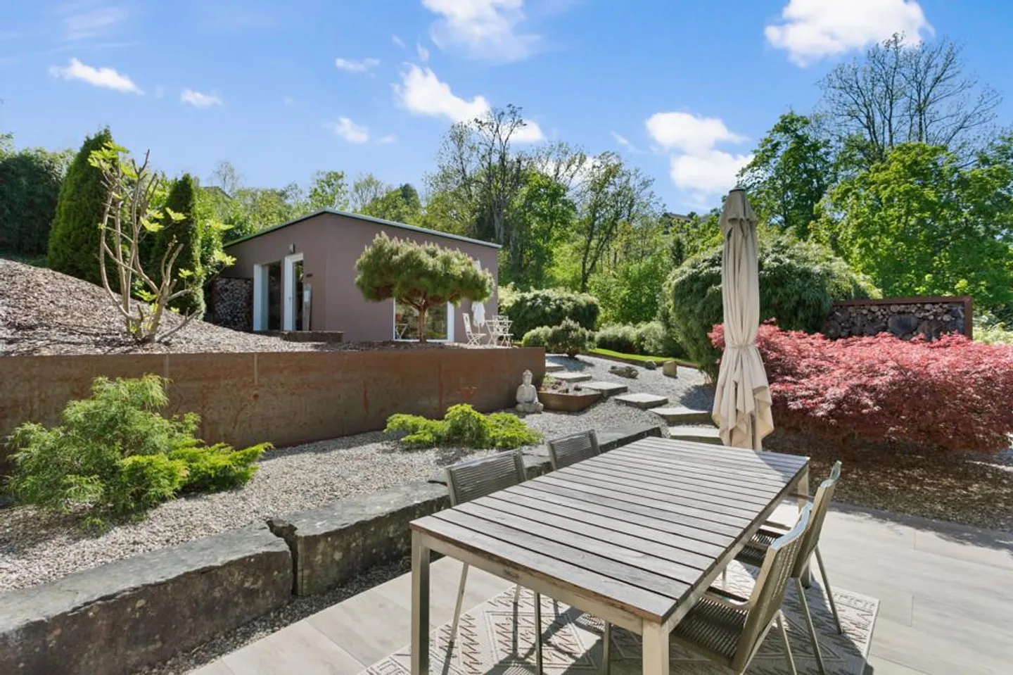 Vivere con stile in pace e privacy sopra Thal - Foto 9 di 11