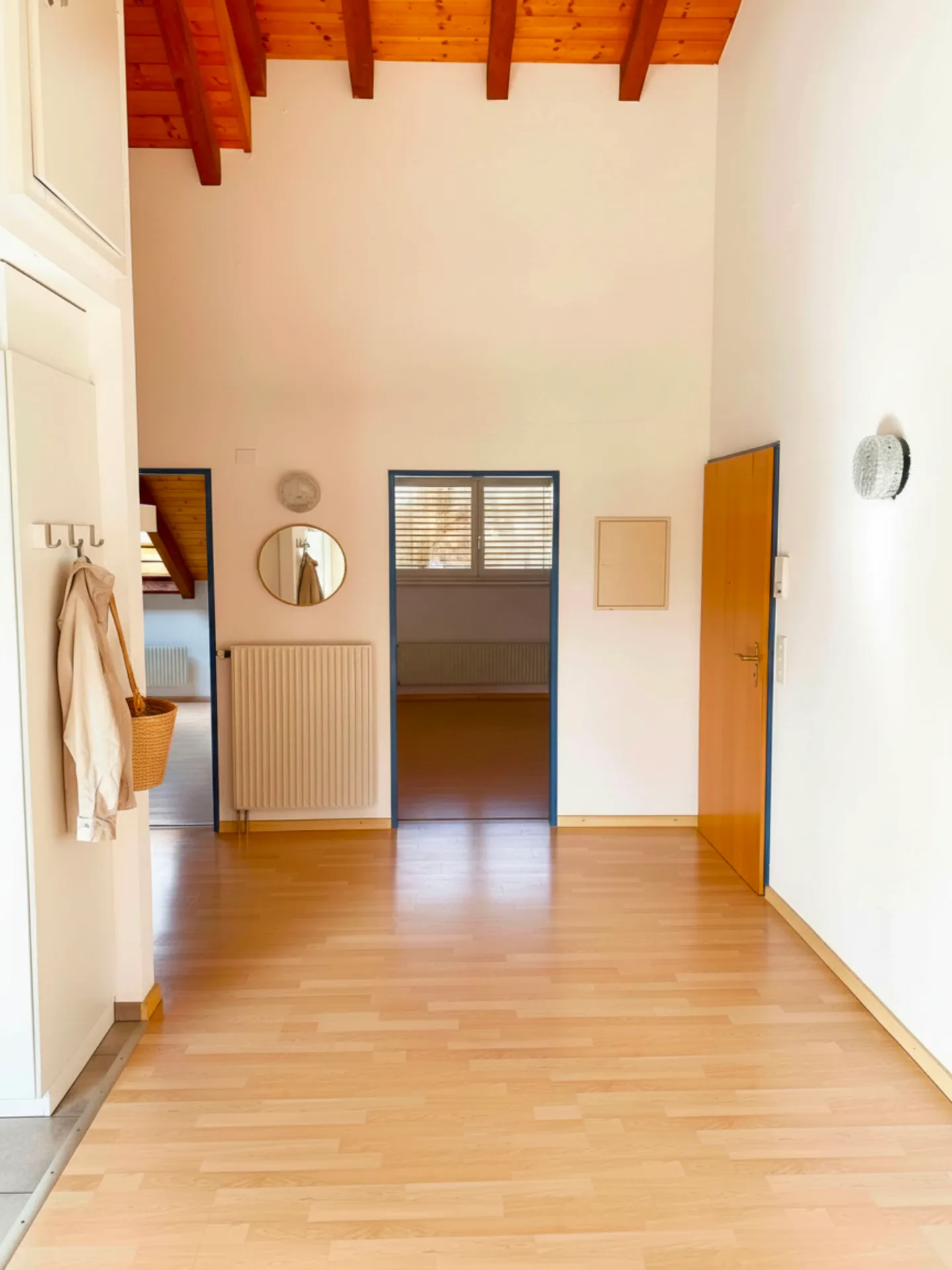 Cozy 3.5-room attic apartment for rent in Reinach - Photo 5 of 5