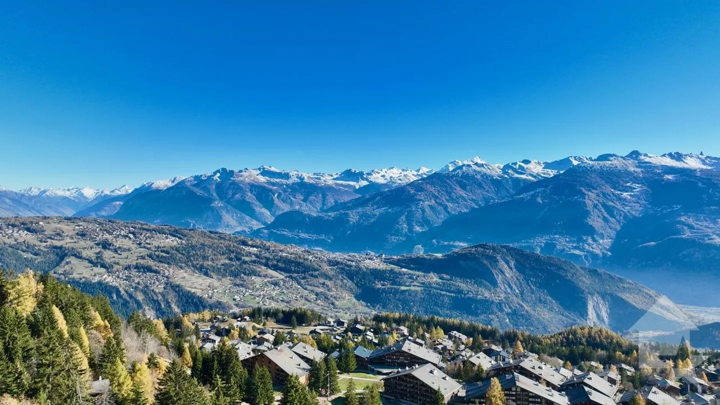 «Situation exceptionnelle pour ce terrain à bâtir au Bochones» - Photo 2 sur 2