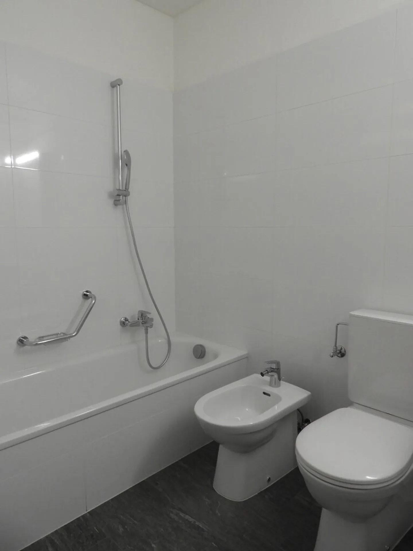 For rent: lovely and renovated apartment in Morbio - Photo 10 of 10