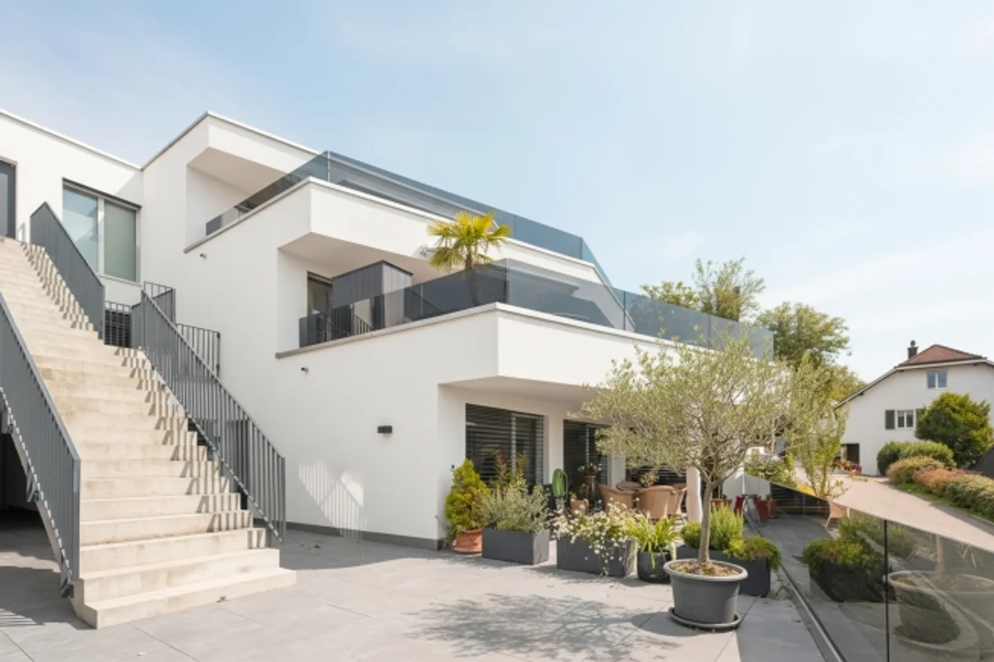 «Barrierefreie Wohnoase mit Sonnenterrasse und traumhafter Weitsicht» - Foto 2 von 13