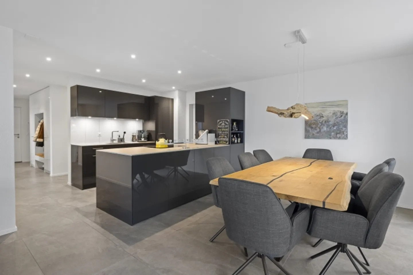 «Barrierefreie Wohnoase mit Sonnenterrasse und traumhafter Weitsicht» - Foto 6 von 13