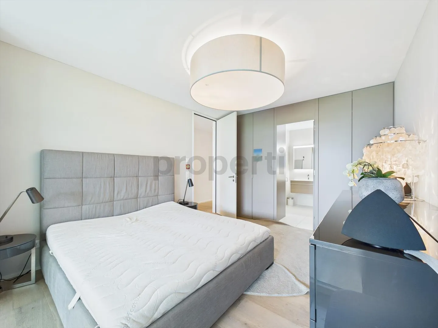 Expérience d'appartement moderne et ensoleillée à Zurich entièrement meublée - Photo 6 sur 12