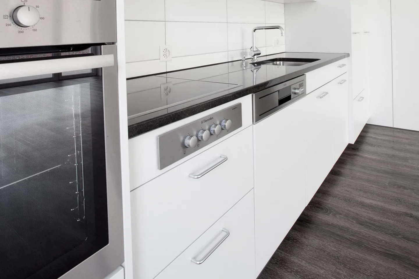 Appartement lumineux et spacieux de 2,5 pièces - Photo 6 sur 10