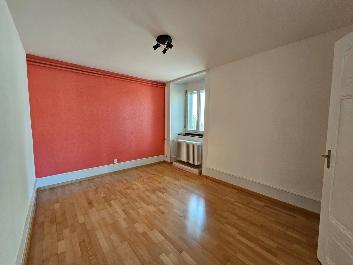 Zweizimmerwohnung renoviert im Herzen von La Chaux-de-Fonds - Foto 5 von 10