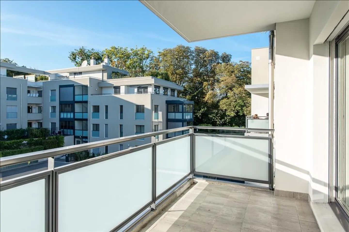 Magnificent 6.5 bright rooms of 149 m2 - Photo 4 of 4