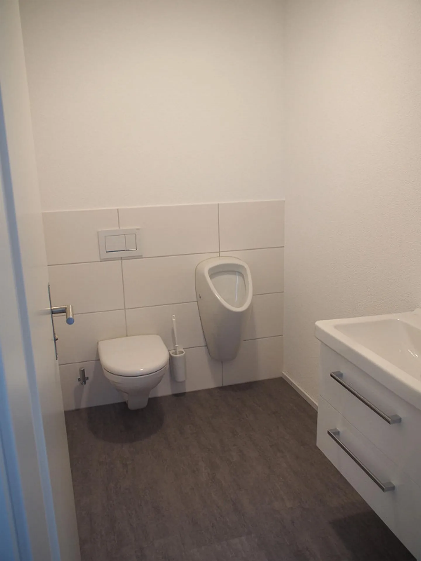 Büroräumlichkeiten in Felsberg (insgesamt 70m2) - Foto 13 von 14