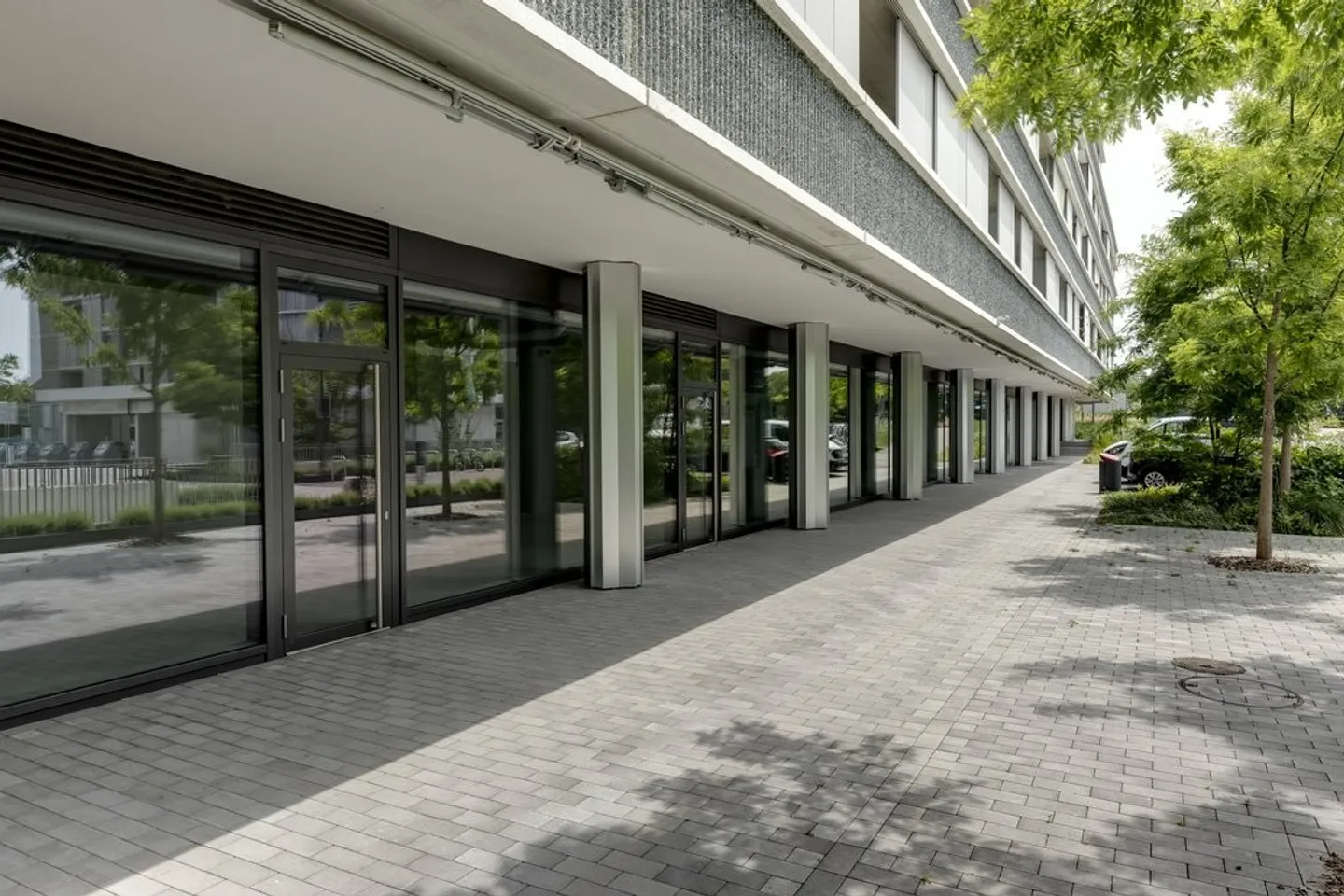 Wachsendes Viertel, verschiedene Arkaden, nach Ermessen des Mieters - Foto 6 von 12