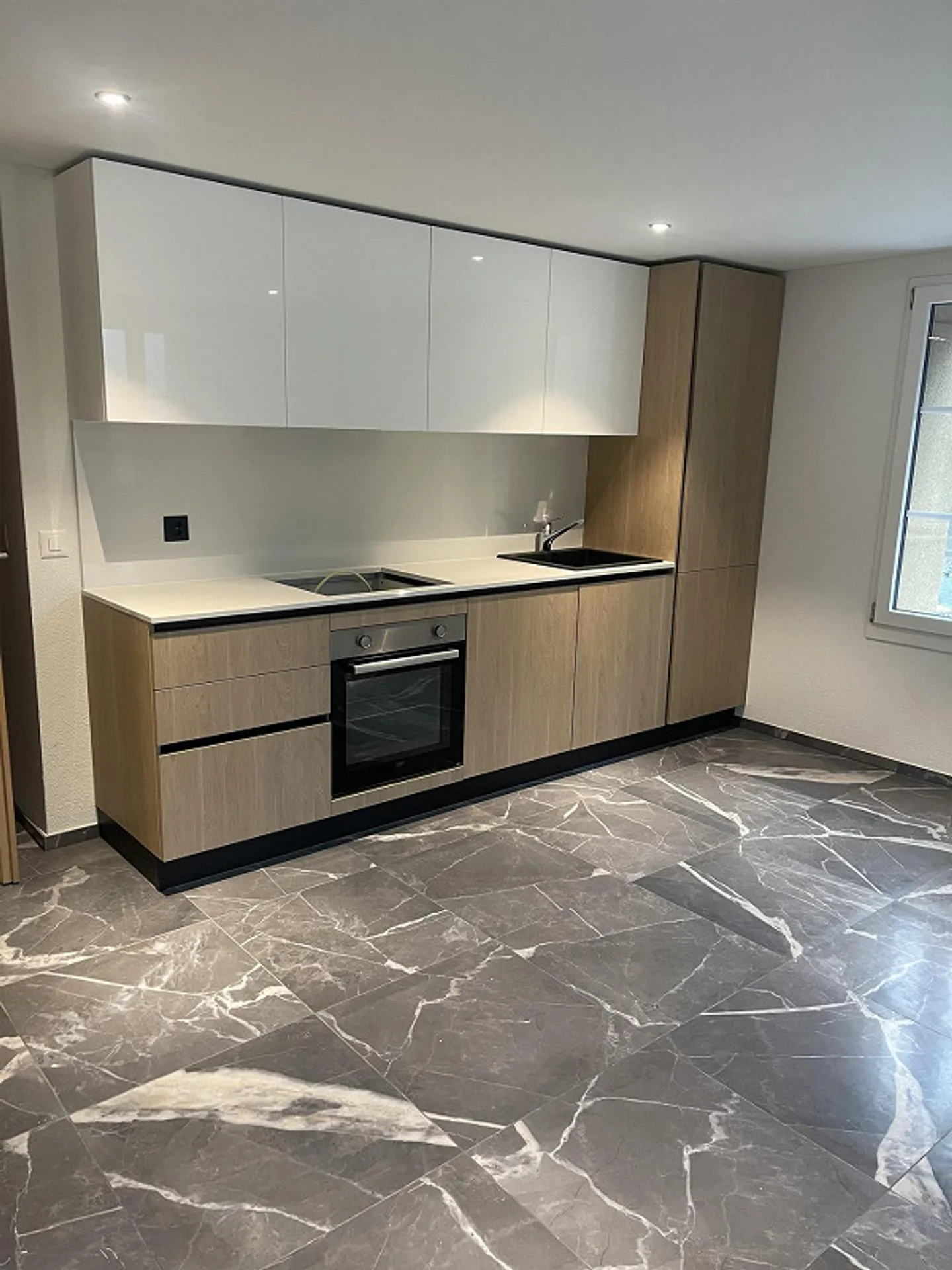 Appartement 2.5 pièces à louer - Photo 1 sur 4