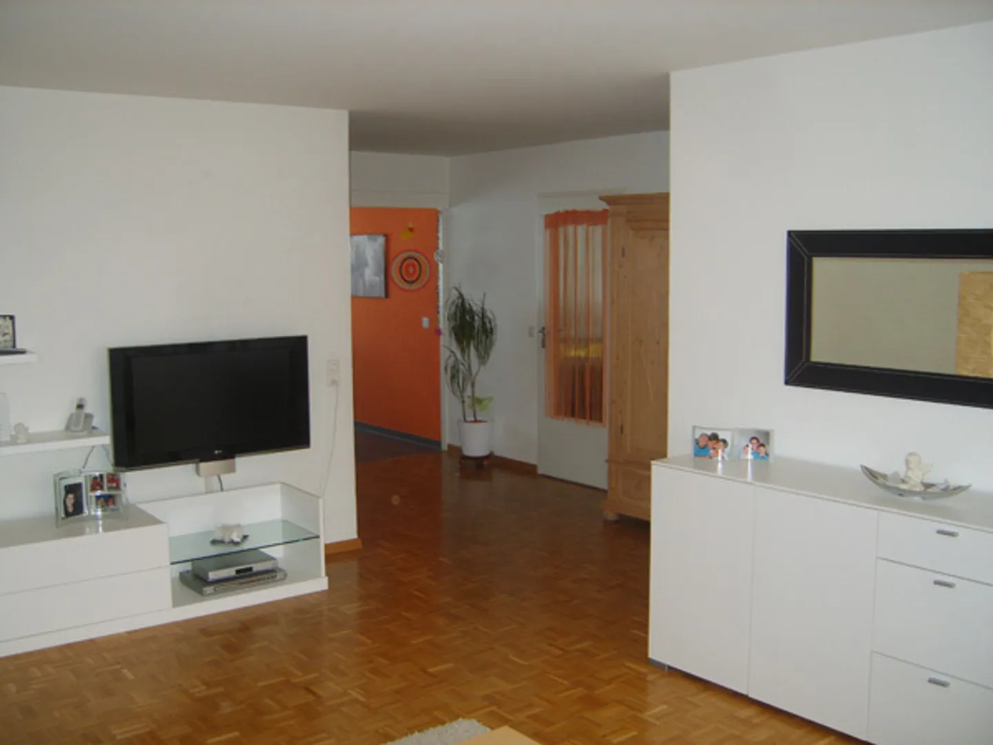 Vita familiare ridefinita: vivere, giocare, rilassarsi al lago Lützelsee - Foto 3 di 6