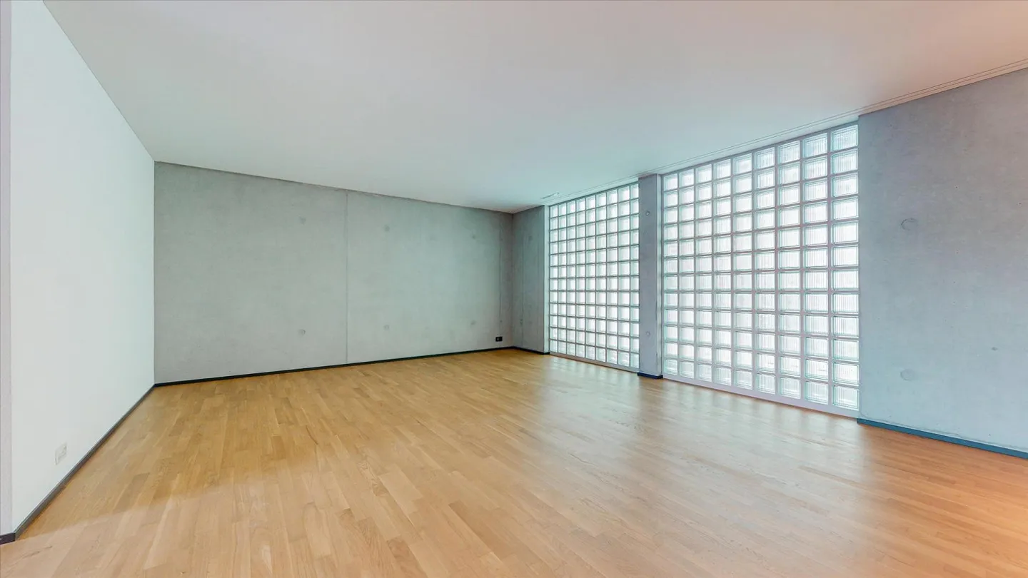 4QUARTER - Home in the Heart of the Community. - Photo 3 of 8