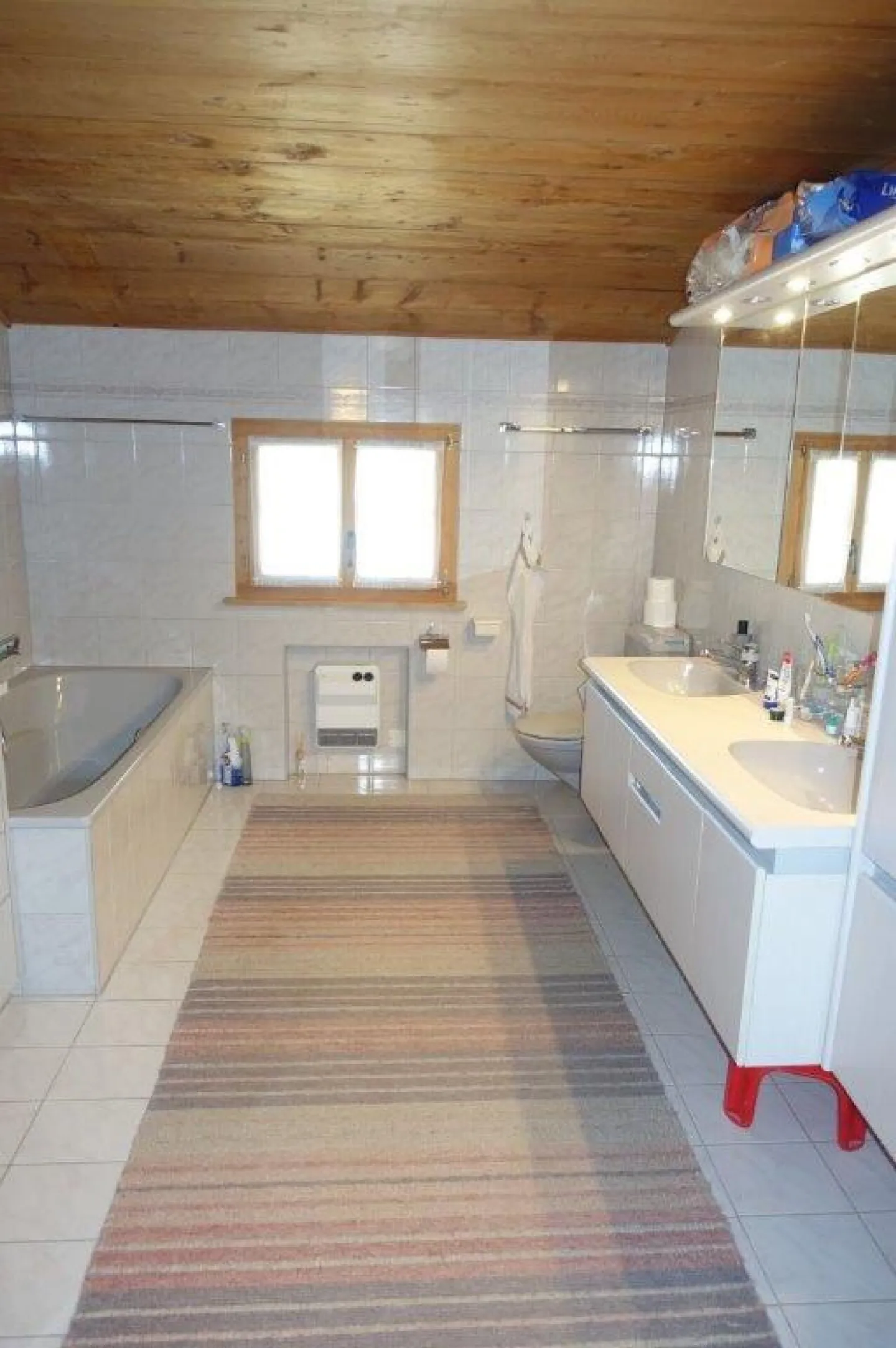 Large 6½-Room Maisonette Apartment - Photo 11 of 14