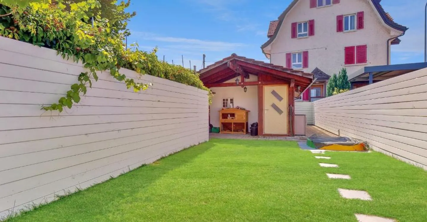 Charmantes 5.5-Zimmer-Reihenhaus in Niederuzwil  Ihr neues Familienglück! - Photo 12 of 13