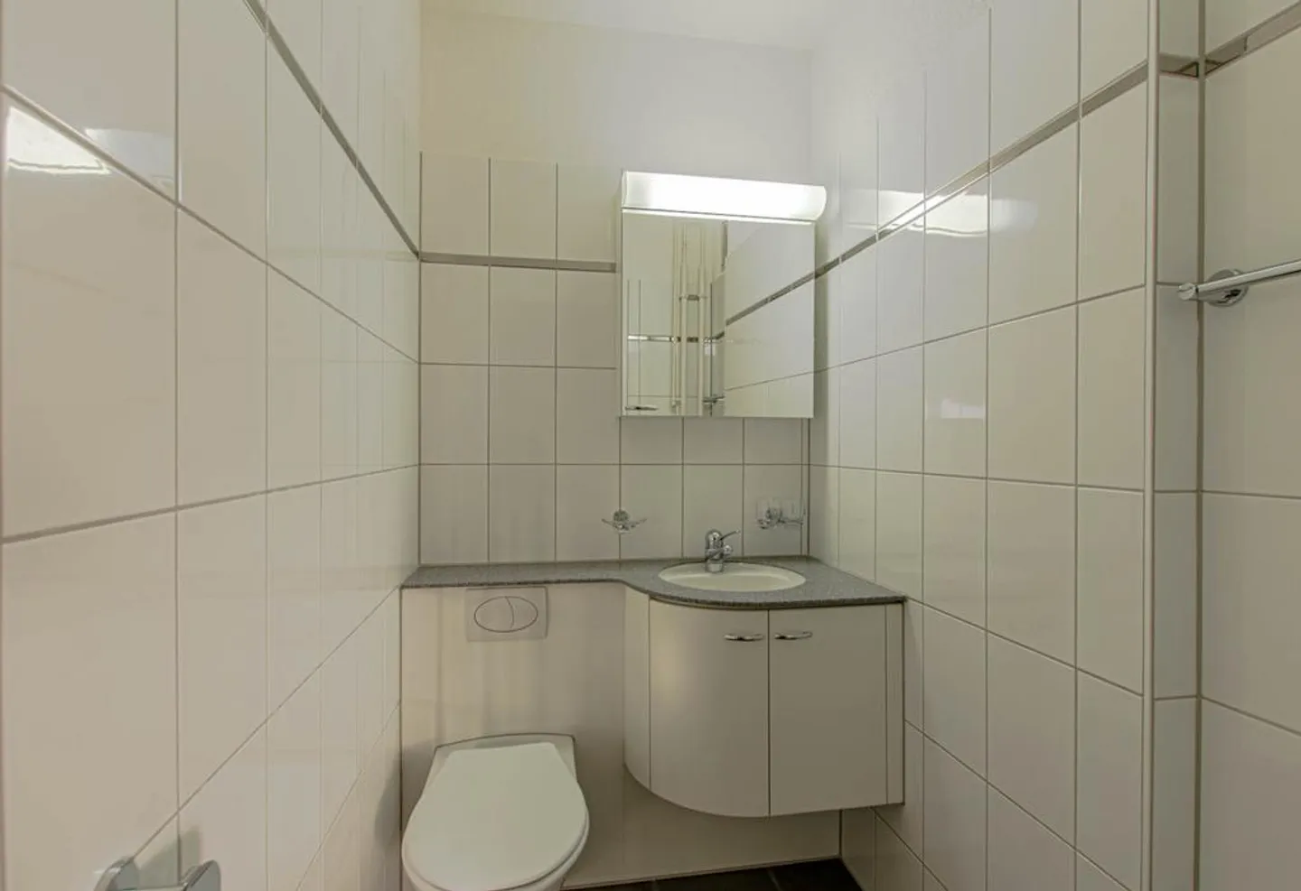 L'appartamento cerca un nuovo proprietario - Foto 7 di 8