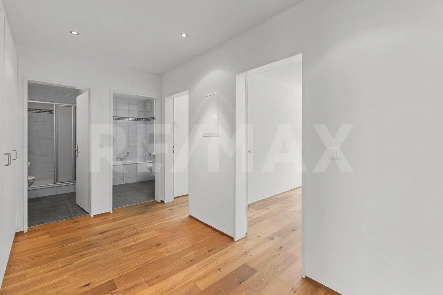 5½ room apartment including cellar and underground parking space - Space for the whole family - Photo 10 of 13