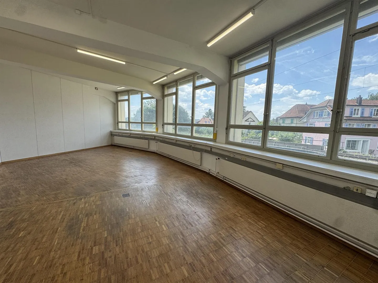 Espace commercial à Solothurn - Photo 1 sur 7