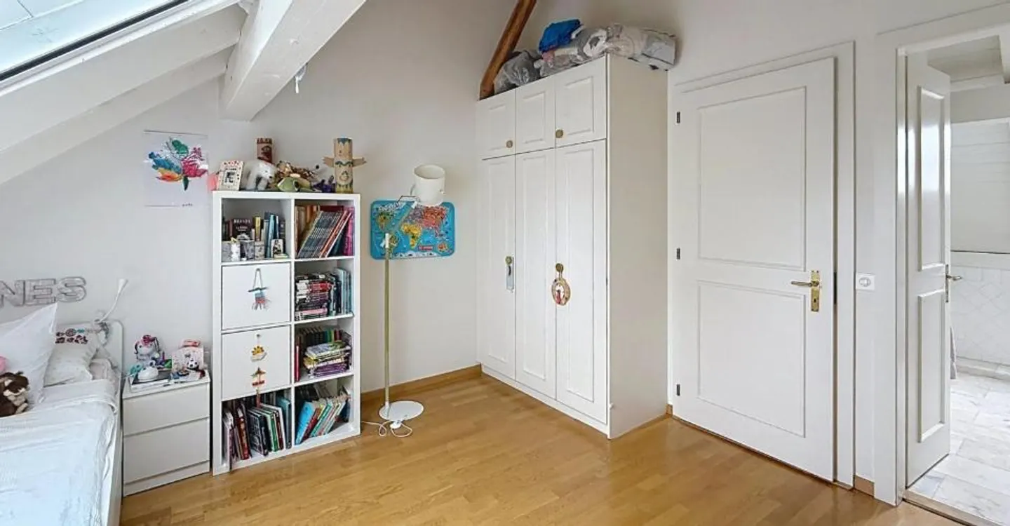 Geräumige und helle Wohnung mit Balkon - Foto 8 von 9