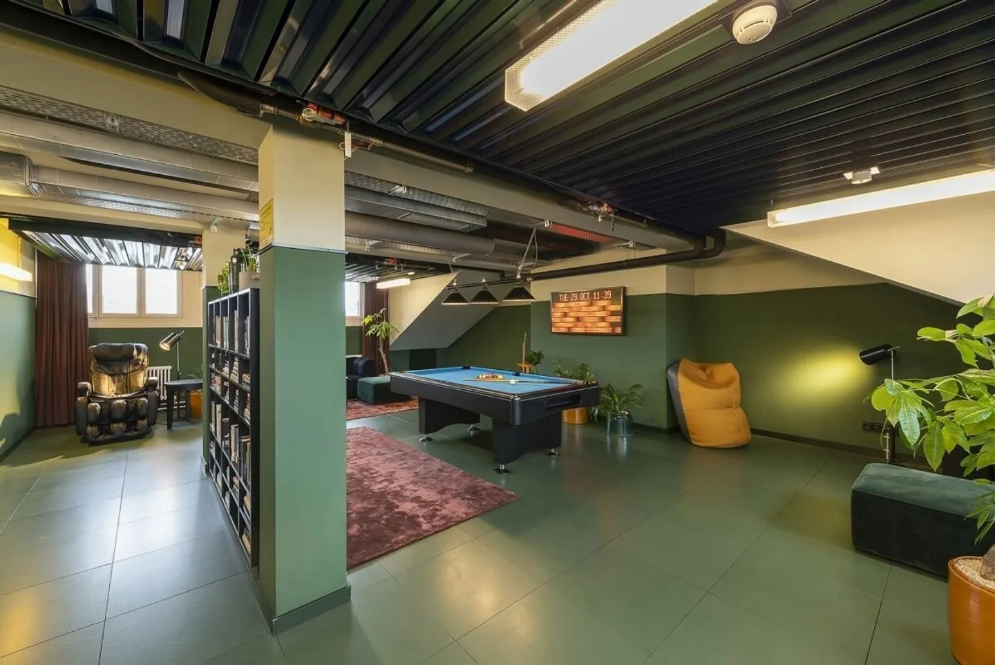 Premium location at Paradeplatz - Photo 7 of 12