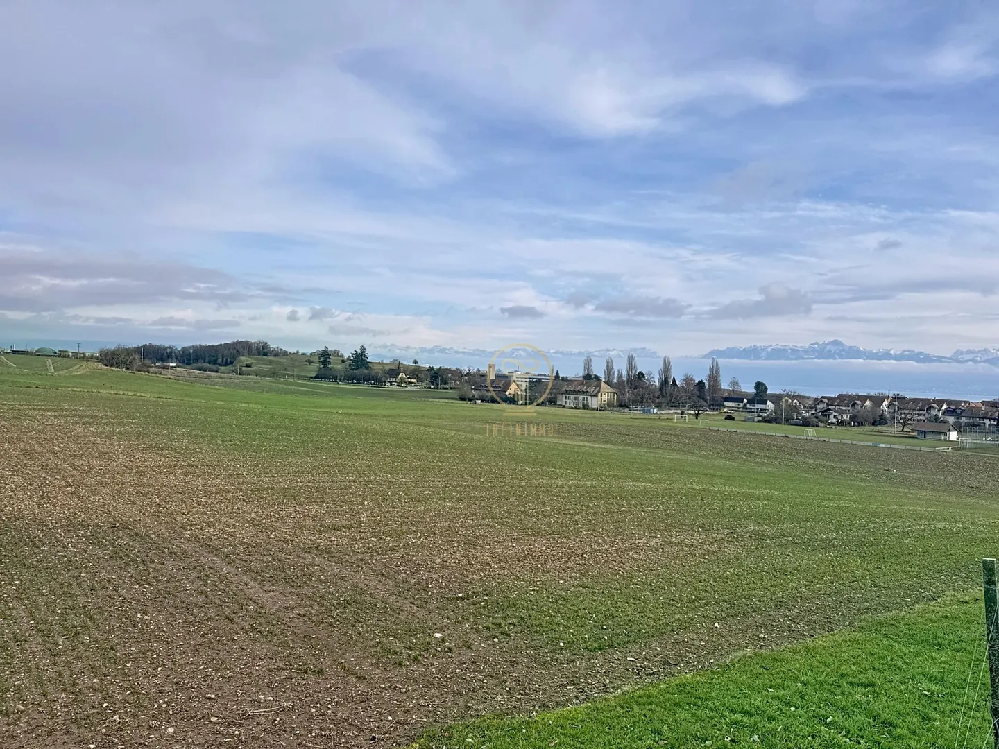LAVIGNY - Doppelhaushälfte mit Blick auf den See - Foto 1 von 13