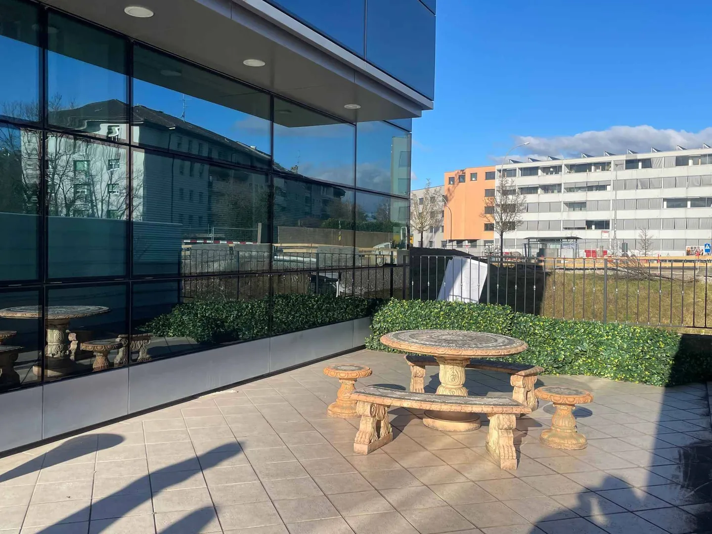 BUREAUX 230 M² - PROCHE AÉROPORT - Photo 7 sur 7