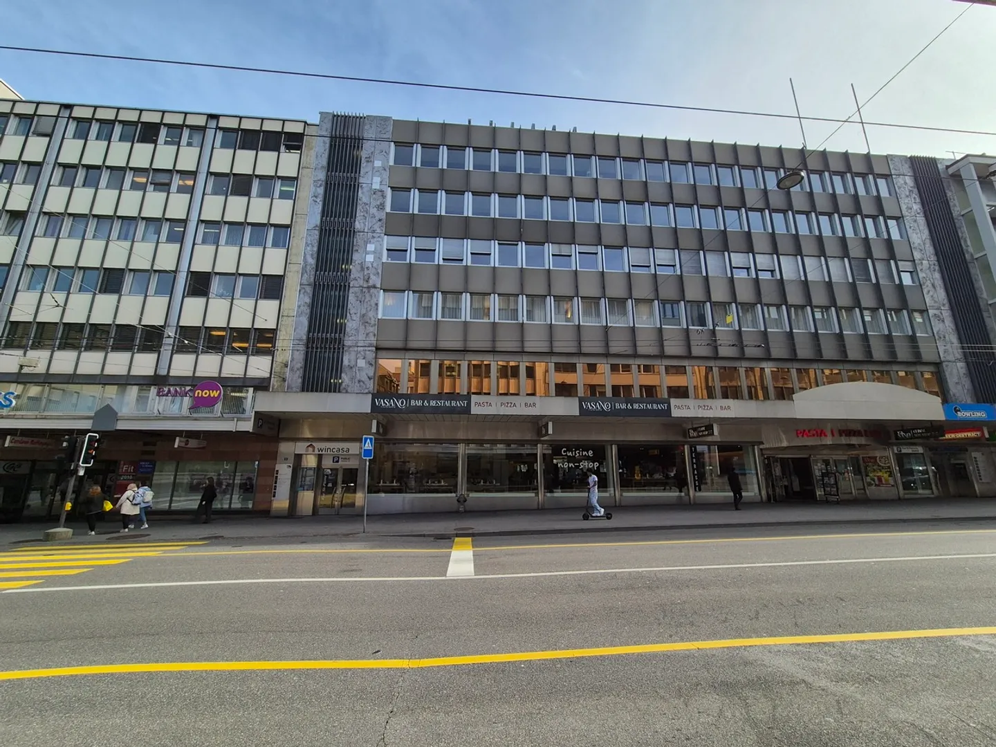 FRIBOURG / I vostri futuri uffici nel cuore della città - Foto 1 di 9