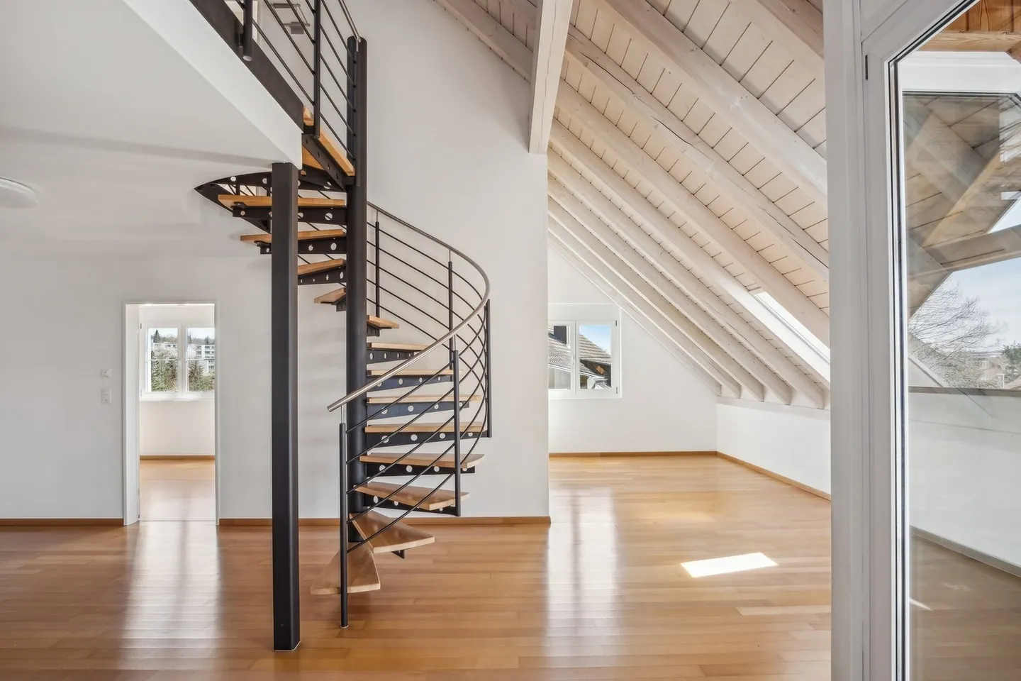 Im alten Dorfkern Oberhausen - grosszügig & freundlich - Foto 2 von 14