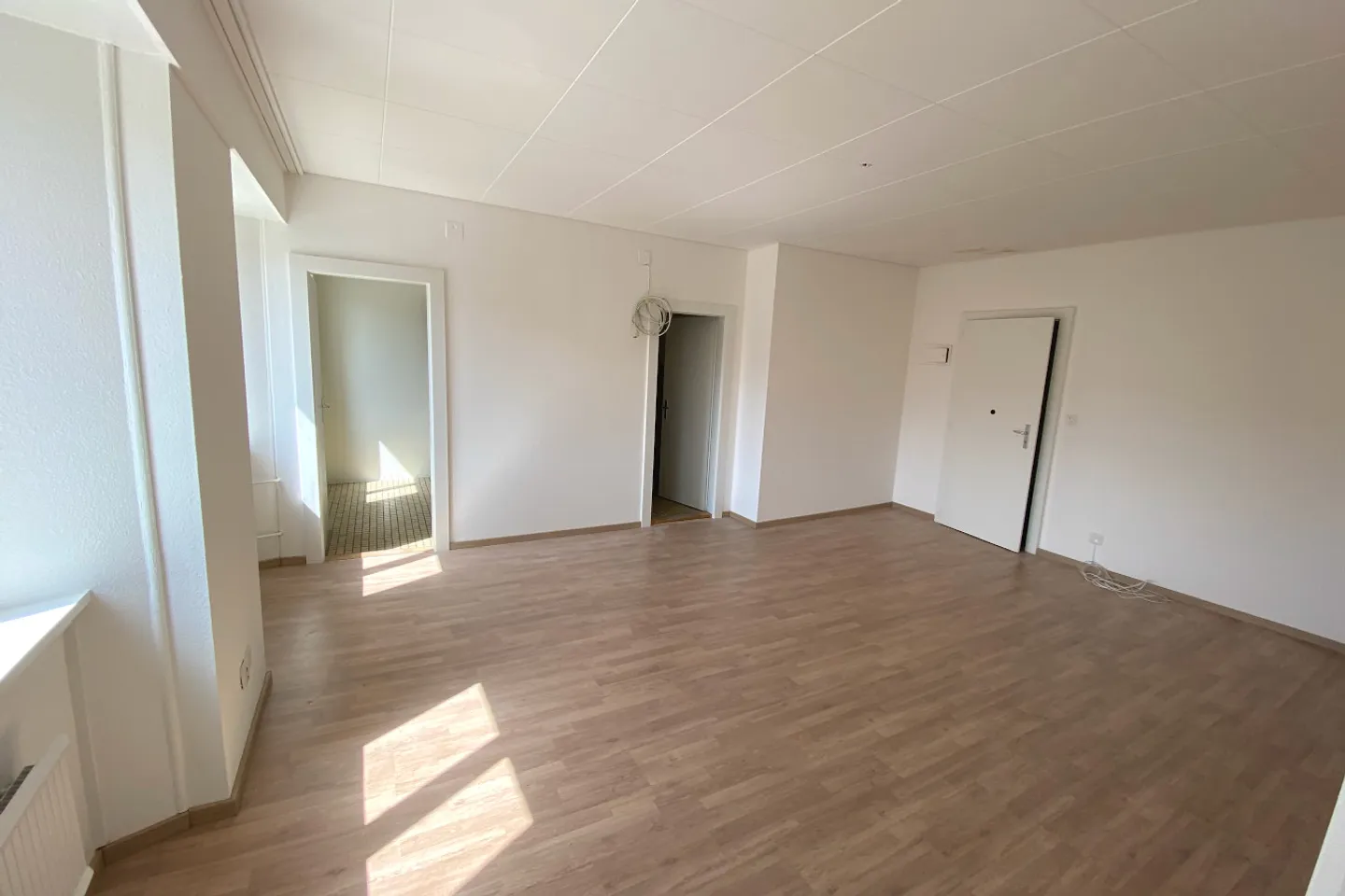 Zweizimmerwohnung mit Aufzug im Zentrum von La Chaux-de-Fonds - Foto 3 von 4