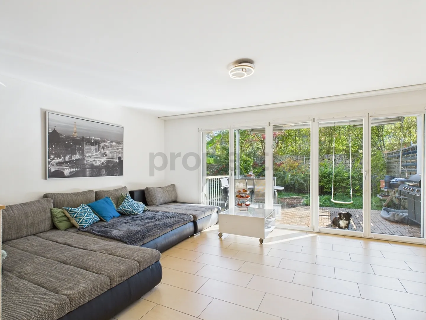 Modern 6.5-room terraced family house in Bättwil – well-kept, family-friendly & with direct access to the underground garage and garden - Photo 5 of 13