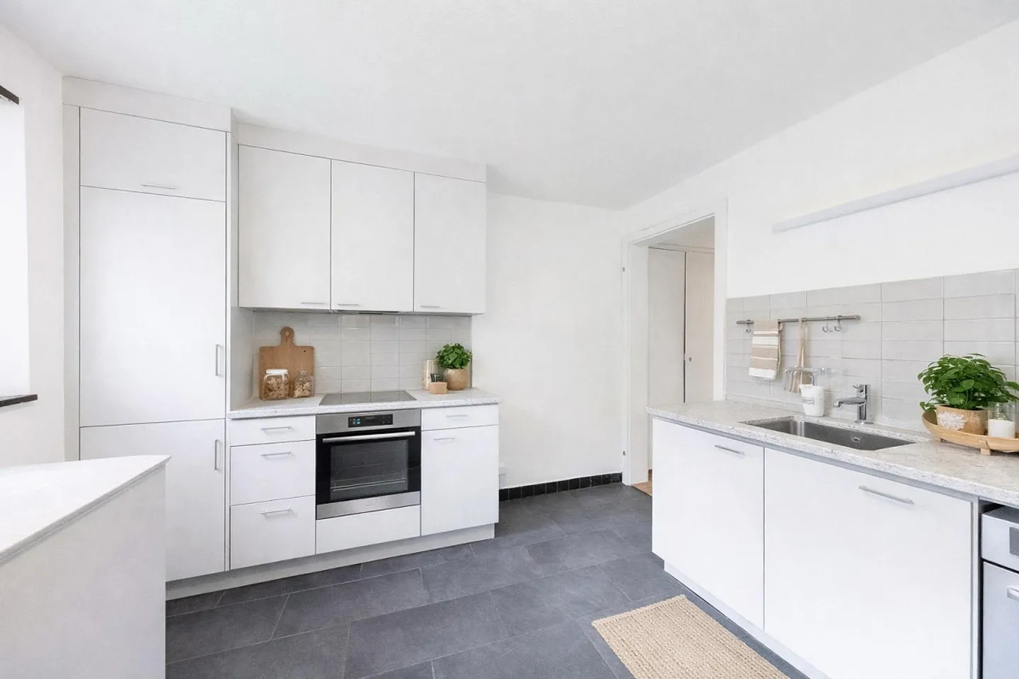 Charmante maison individuelle avec balcon ensoleillé et belle vue - Photo 12 sur 13